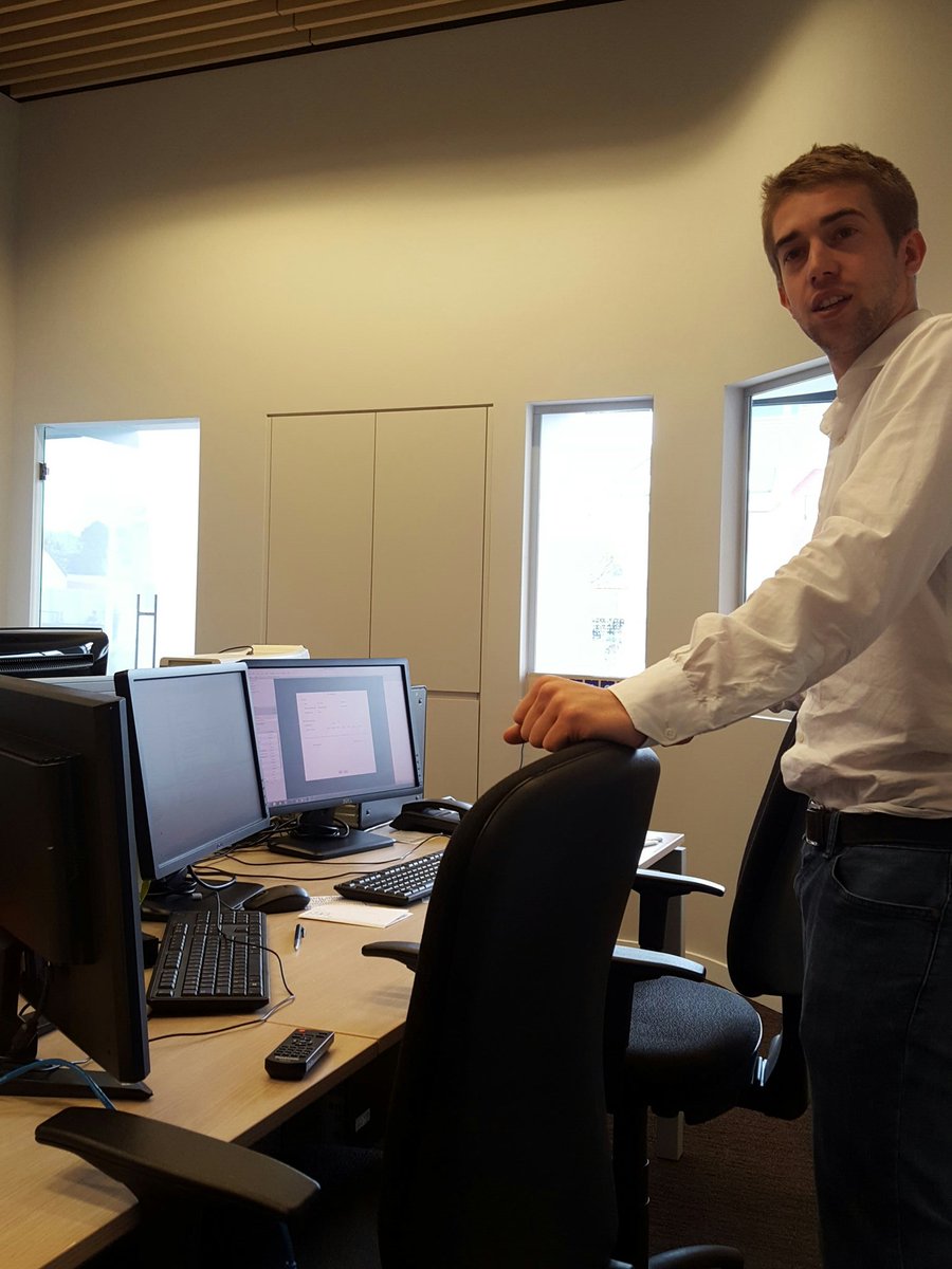 Patrickvda's tweet image. Bonne chance #comtoyouracing