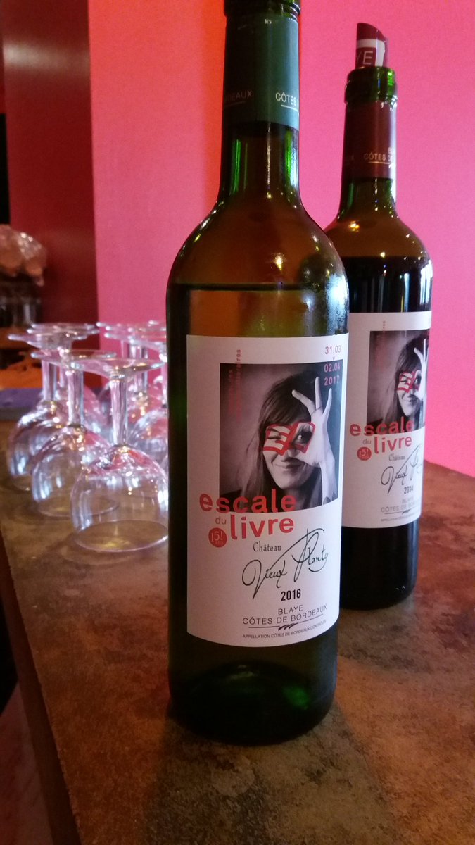 Escale du livre 2017 fête des 15 ans Cheers et bonnes lectures @escaledulivre #15ansdexcellence #edl2017