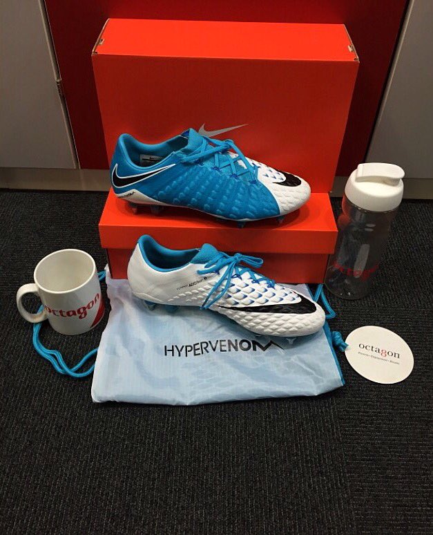 OctagonUK's tweet photo. Big thanks to the team at @nikefootball for sending us the new #hypervenomphantom boots for our #octagon clients! ⚽️ https://t.co/ng95xLs9gC