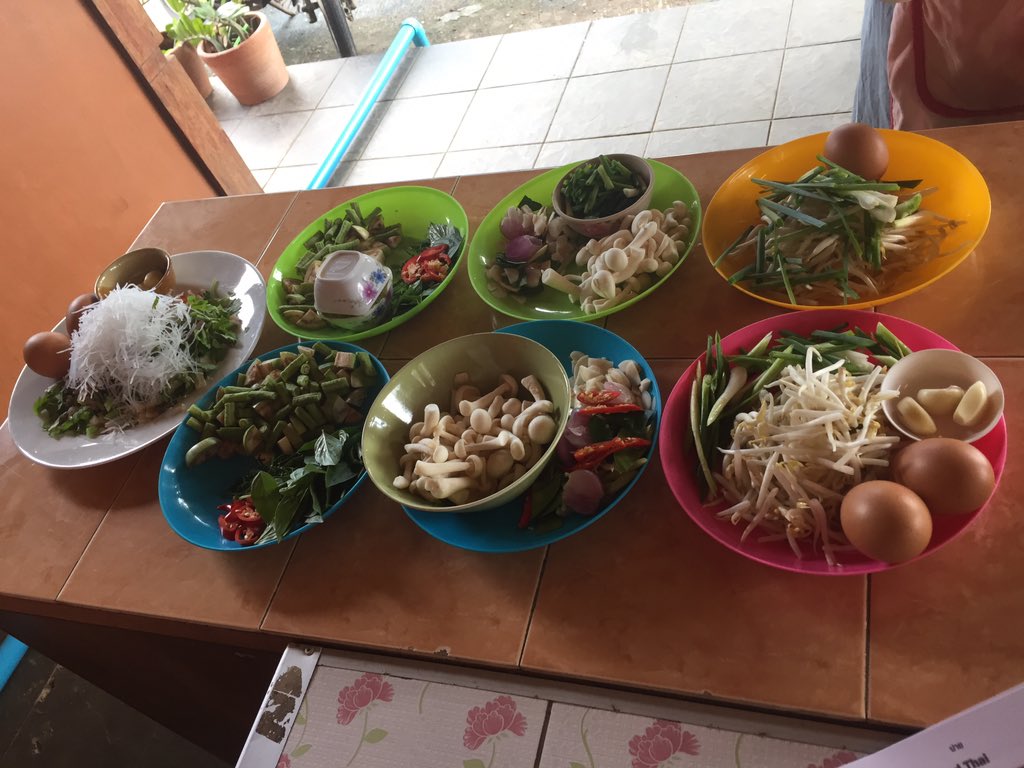 jezemy's tweet photo. @bloggeratlarge @GoatsOnTheRoad verdict in on cooking classes, this is the one! https://t.co/kR9eqQW3nU #superb #fivecourses #sofullrightnow https://t.co/gSuKqMmunL