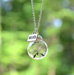 PrettyPleaseweb's tweet photo. Unieke en klassevolle Glazen kralen ketting voor goed geluk. Best ideaal geschenk. Klik hier om te bestellen! https://t.co/hdk3ncQauN https://t.co/WpdDwkAQWX