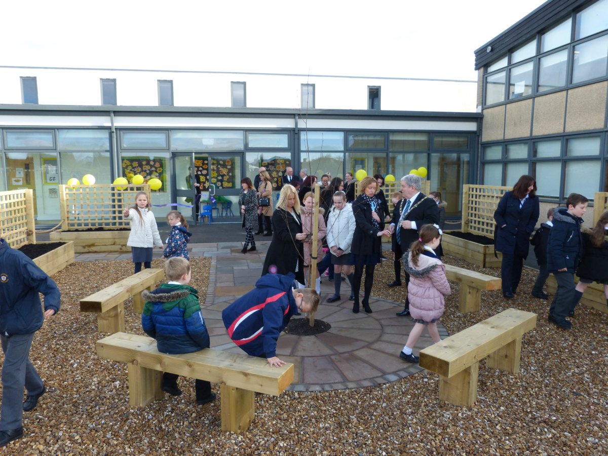 LarkholmeSchool's tweet photo. Thank you to the Mayor of Wyre for opening our new garden funded by the @BigLotteryFund. https://t.co/SHcpvH8P9Q