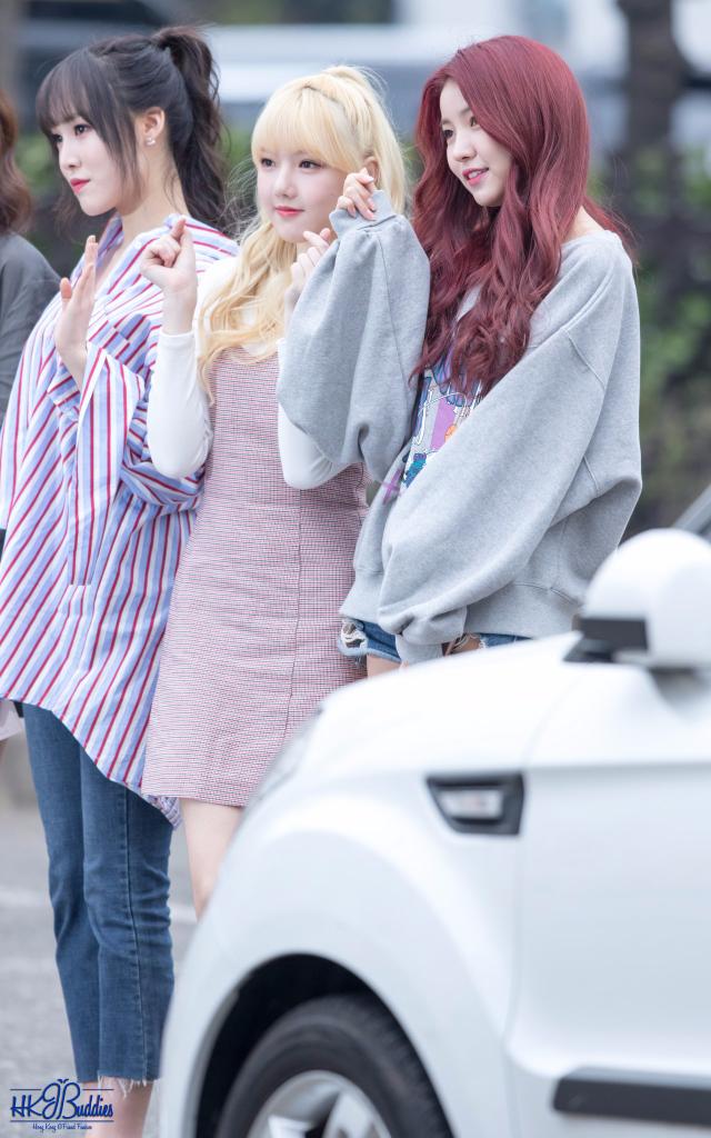 gf_catcher's tweet photo. 💙💛💚💜 https://t.co/EbmeXDdQg6