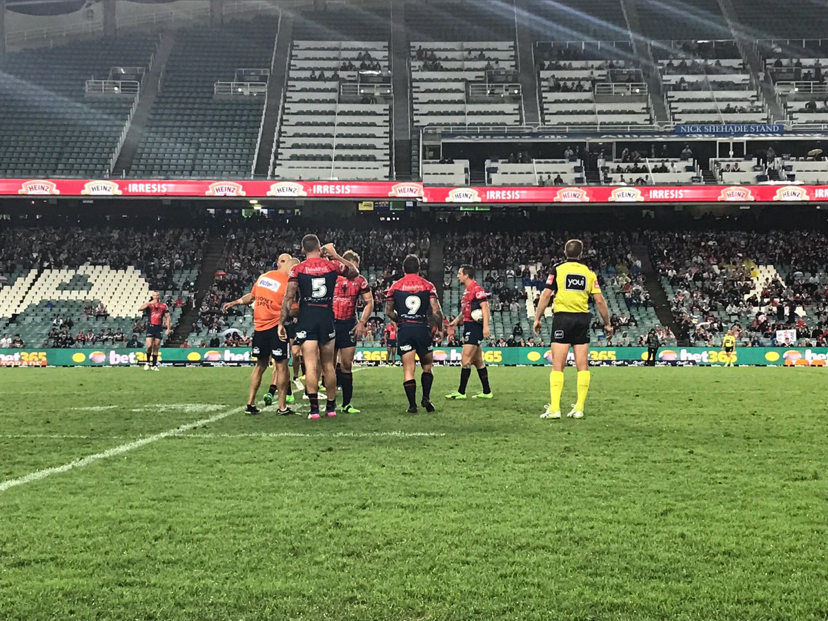 SteveMascord's tweet photo. #NRLsydman - pretty fair spectacle (@ Allianz Stadium in Moore Park, NSW) https://t.co/7Hi01ofUgF https://t.co/OImRDaZiog