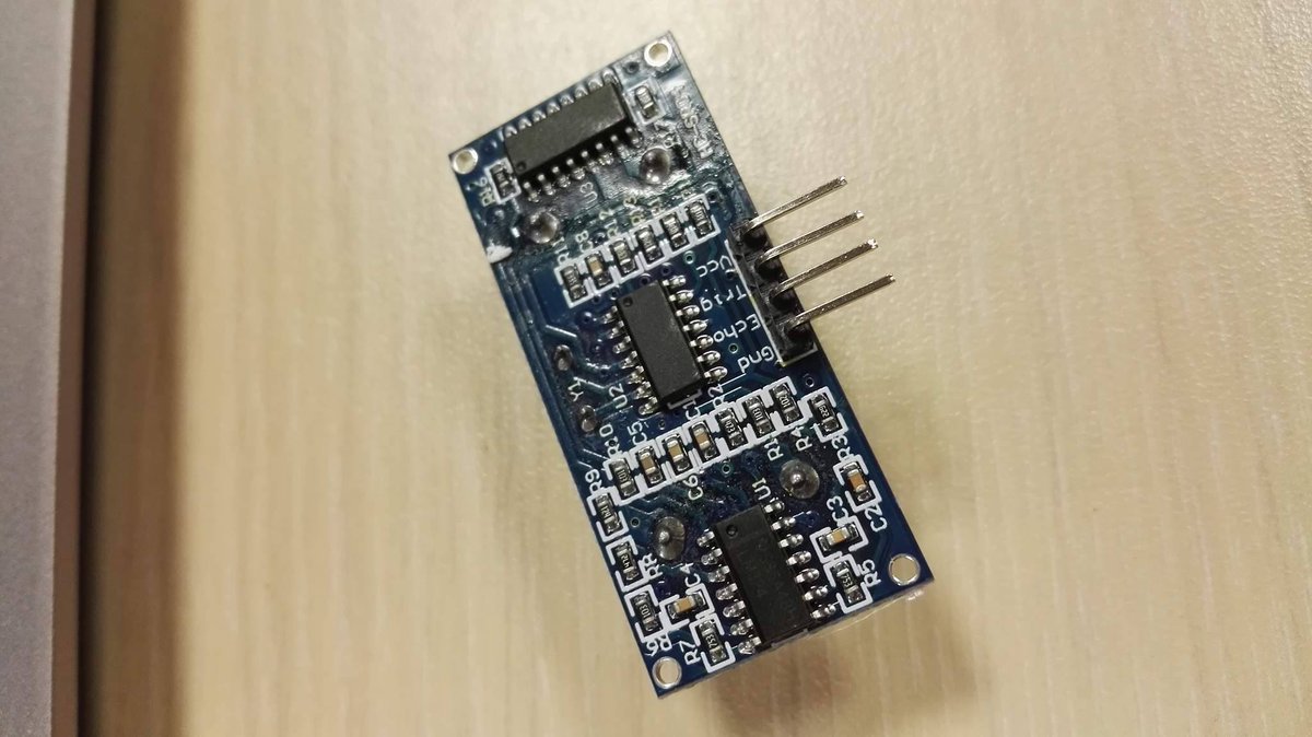 PuriBottle's tweet photo. When you receive another component but you don't know how to use it #feelsbadman #neverlucky #ultrasonicsensor https://t.co/zEBIYyrNS2