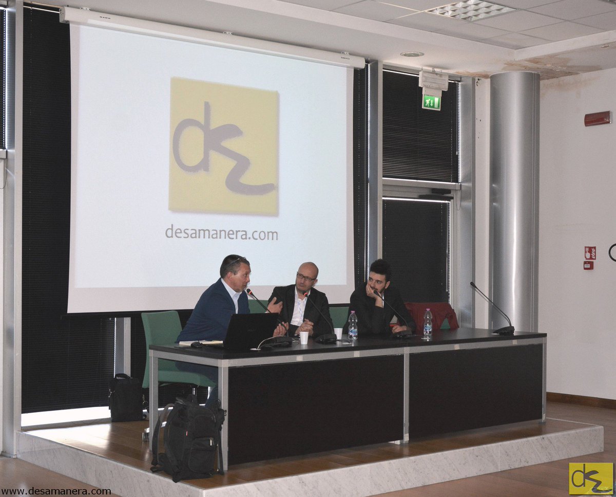 desamanera's tweet photo. Interessante confronto, ieri: materiali e dimensioni diversi, ma stesso #spiritoInnovativo. Grazie @Designforcraft #Senaf #Compotec https://t.co/ogAmh67H7S
