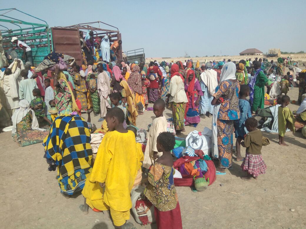 ShettimaDogo's tweet photo. @DanBorno @Insidearewa @unhcrnigeria @UNmigration @NePcni #Bosema received IDPs from #Cameroon. @MBuhari @kujarima https://t.co/ppirCFPQJG