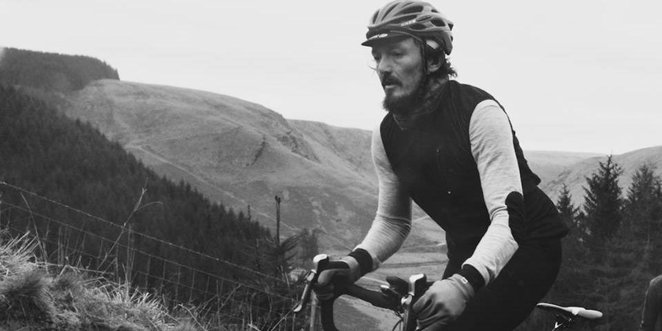 eadrenaline's tweet photo. Le cycliste ultra longue distance Mike Hall est décédé en course en Australie https://t.co/hBhZM4S9sH https://t.co/9oU1kTUJlv