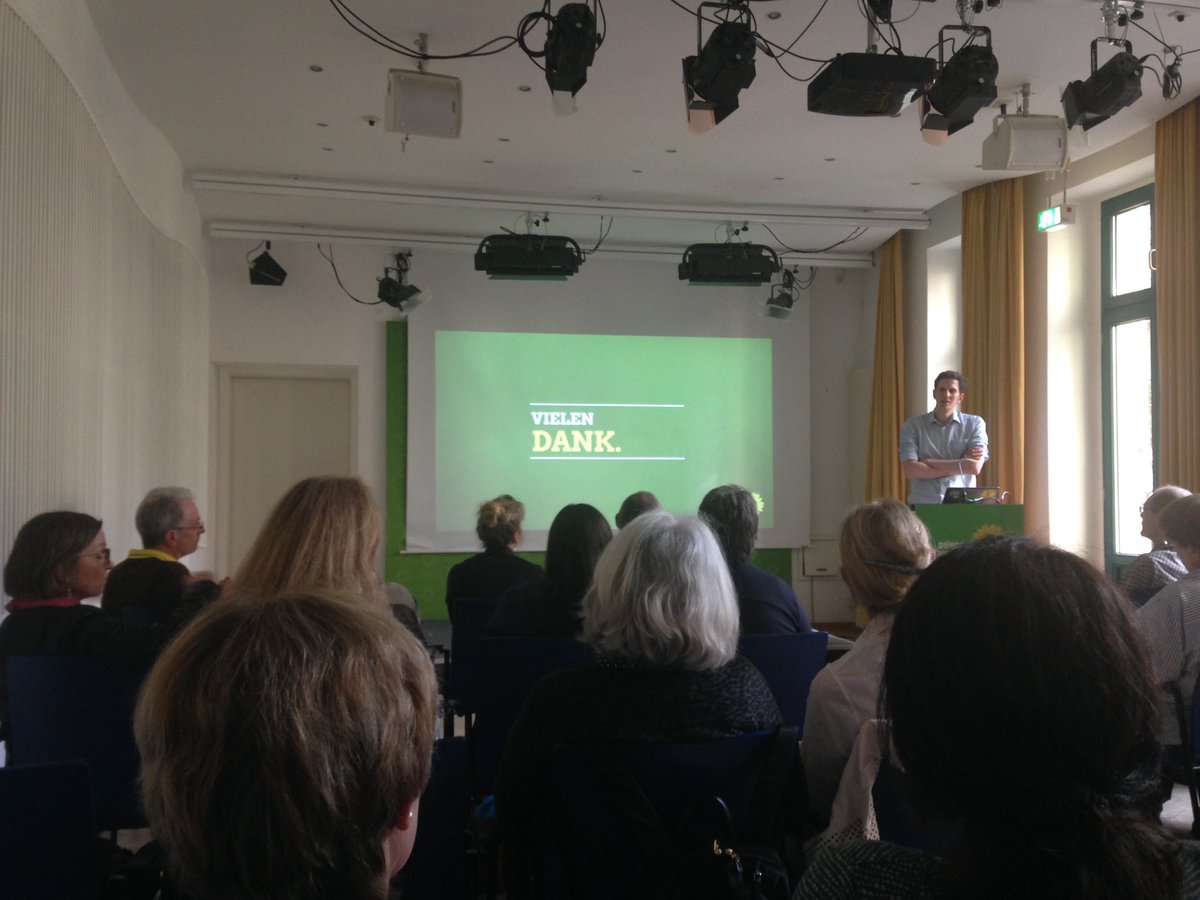 NFornoff's tweet photo. #LandBundTour heute zuerst bei @Die_Gruenen in der Zentrale vorbeigeschaut und über #Ökologie 🌻💚und #Europa 🇪🇺diskutiert @StaatsSabrina https://t.co/psJUdVhVZk
