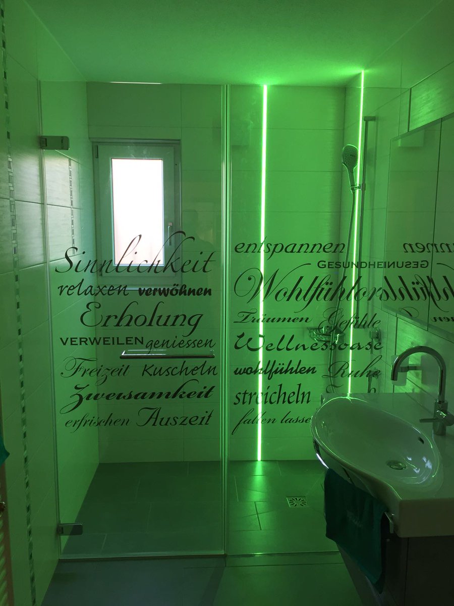KettnerGlas's tweet photo. https://t.co/FJlZxpiPk3 bringt #Farbe und #Schrift ins Spiel
#vorher/nachher einfach hammer - #dasgehtmitGlas https://t.co/s9Rk4chrq0