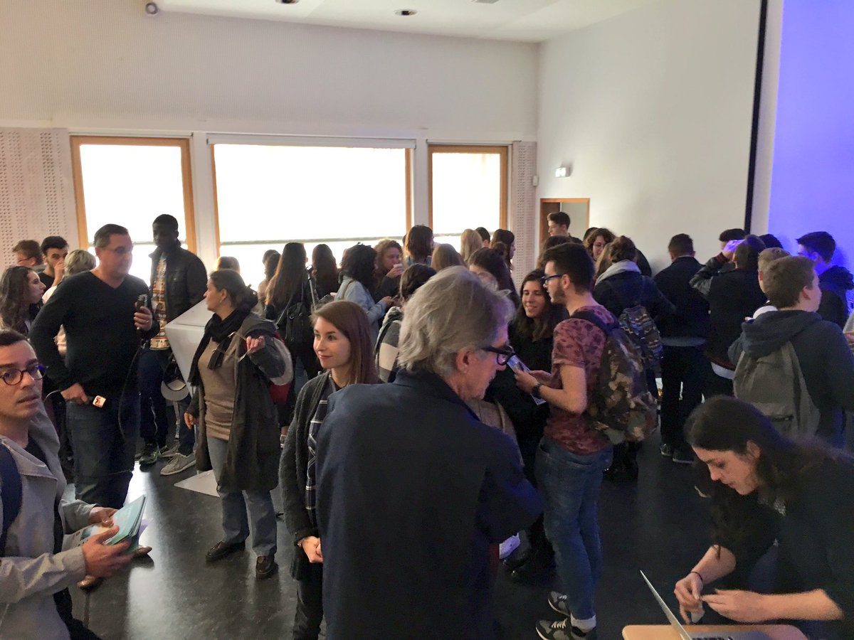 mary_line44's tweet photo. Lancement de #breaklemag au #poledesarts la#joliverie #nantes #quartierdelacreation https://t.co/ncb3BAL084