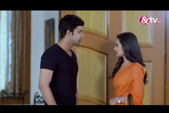 patraliC's tweet photo. Hope u all are enjoying Queens hai hum mon-fri 6.30pm only on &tv.. stay tuned for more twists n let us know ur feedback #queenshaihum https://t.co/J6LfqGo2qr