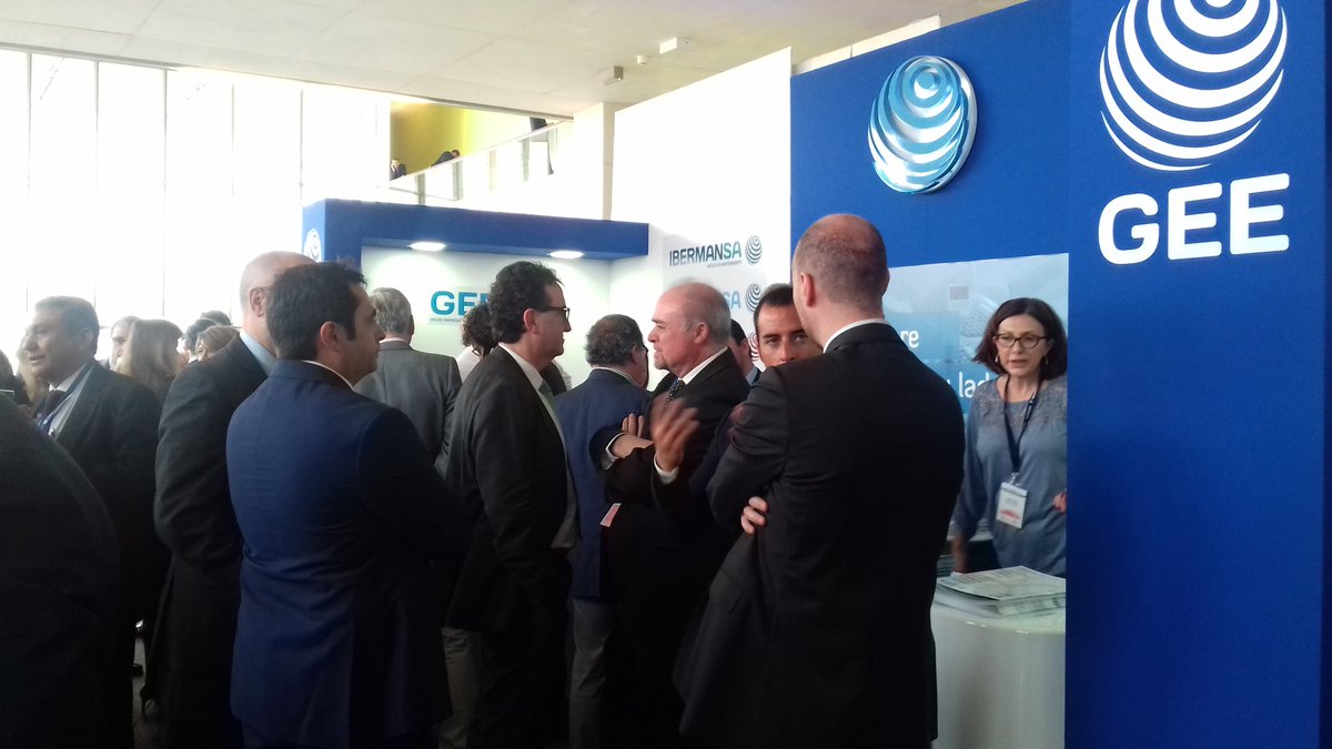 GEElectromedico's tweet photo. Últimas horas en el 20 Congreso de Hospitales y Gestión sanitaria #20CNH #sevilla https://t.co/OQb0rnDGLD