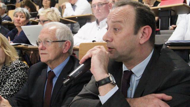 pcroguennec's tweet image. Hôtel de #Roscanvec à #Vannes.Le coup de gueule du maire, #DavidRobo | via @ouestfrance ouest-france.fr/bretagne/vanne…