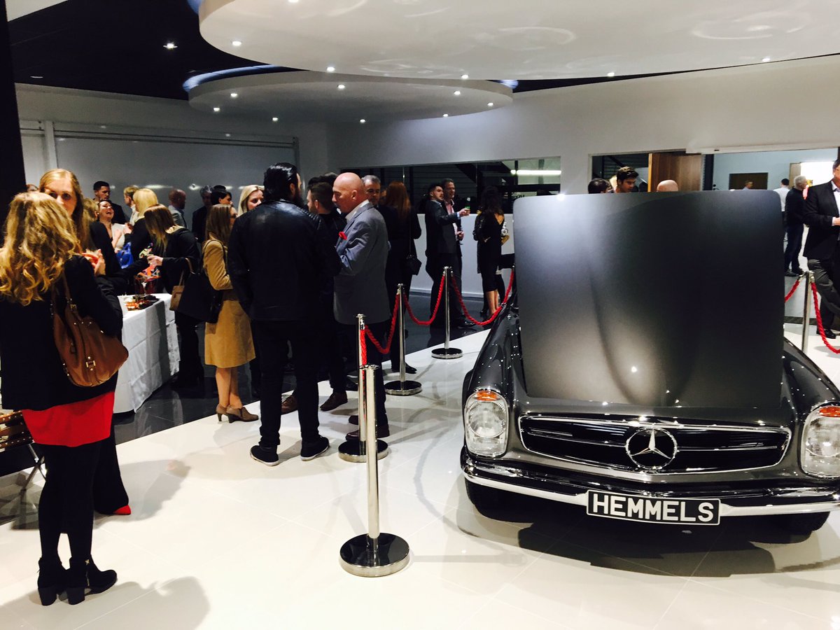 IntrobizExpo's tweet image. Iam sure the #Welsh #Business Community would love to see #Cardiffs newest Classic #MercedesBenz Car @HemmelsClassics @CardiffBizShow in Nov