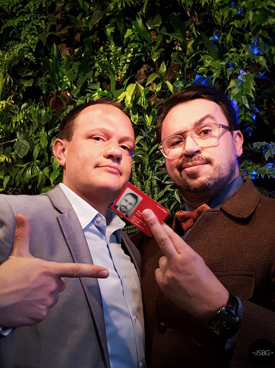 Jorge_JSBG's tweet photo. Avec Dimitri de @newlyswissed , l'autre ambassadeur du programme #GreenClassCFF @presse_CFF https://t.co/OAFfThBlRs