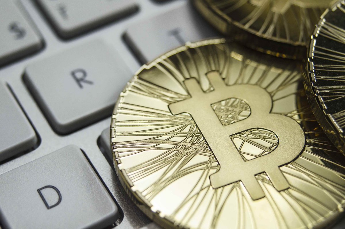 myluckbitcoin's tweet image. #Private_Blockchains for Bitcoin Maximalists: CoinDesk contributor Martin Hagelstrom addresses the private vs… dlvr.it/NmTcSb