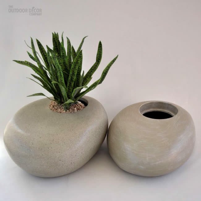 TheOutdoorDecor's tweet photo. These neutral planters will become a natural addition to every home / garden. What's not to love? #perth #outdoordecor #Australia #malaga https://t.co/xHK8duB3XA