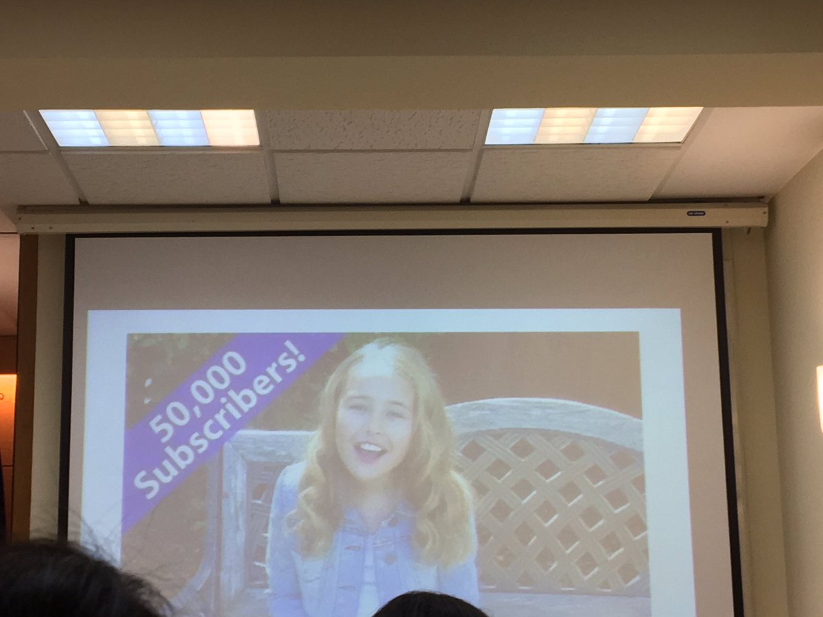 akidscom's tweet image. "Los youtubers infantiles presentan una alegalidad muy grande", expone @8TUR8 #J8villanueva