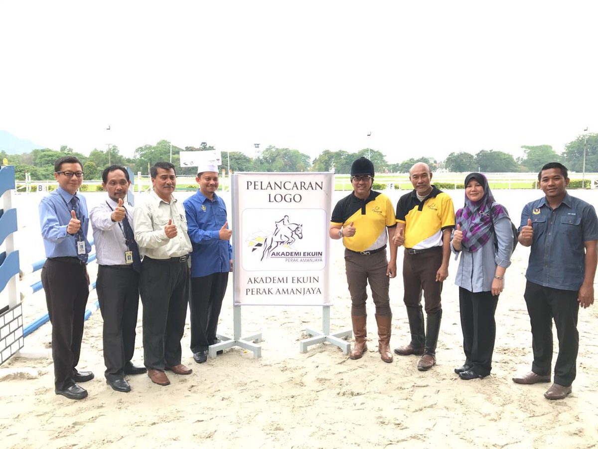 PSilveryouth's tweet photo. Dato @shahrulyahya hadir dalam Majlis Pelancaran Logo di Akademi Ekuin Perak Amanjaya sebentar tadi. #BS2M https://t.co/6cPBeAN3Iv