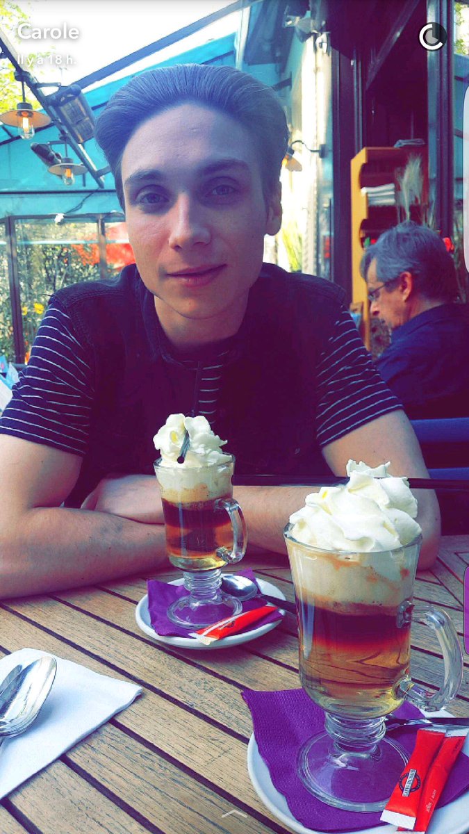 PostDiieM's tweet photo. #IrishCoffee ☕ #Love #Honey #Paris #Terrasse #Sunny #Spring https://t.co/URspaZpsZq