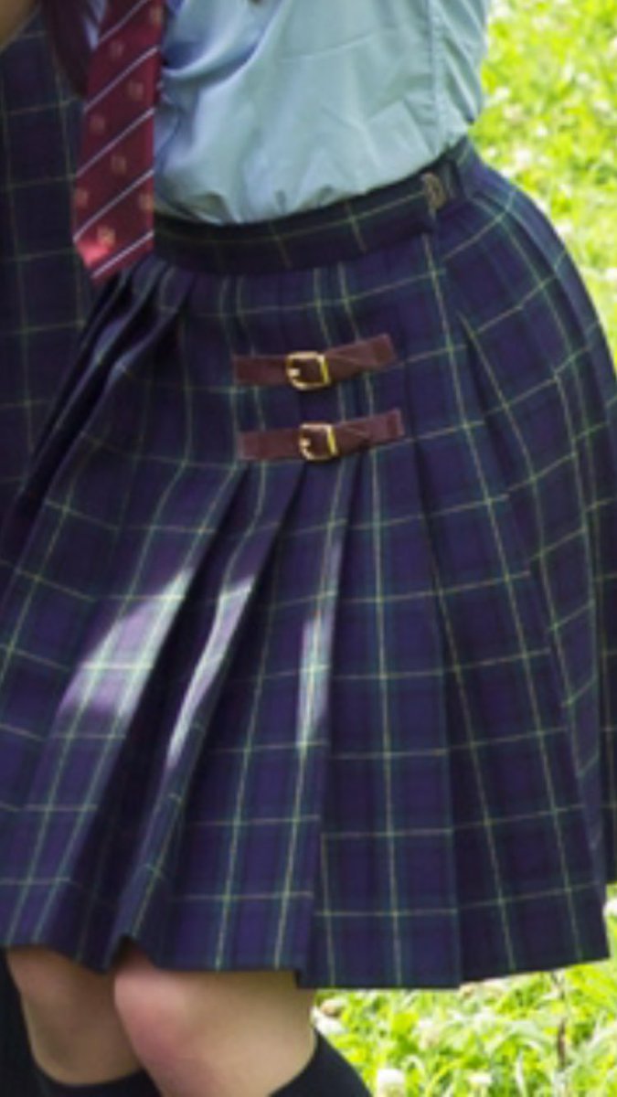 moametal1216's tweet image. WEGOに売ってる？！

欲しい💗

1枚目さくら学院夏服

2枚目WEGOに売ってるスカート