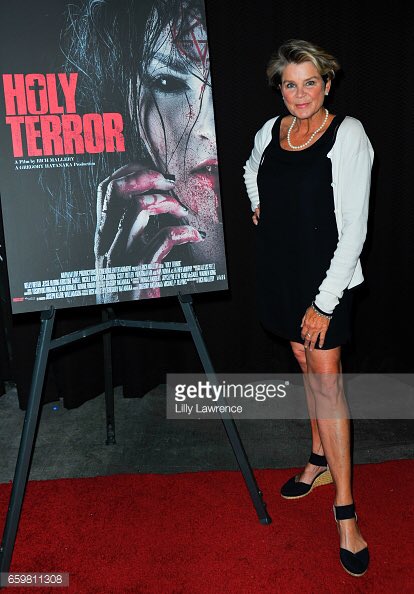 A photo from the HOLY TERROR premiere on Tuesday evening. #horror #actorslife https://t.co/jjKruvJU5<a href="/tag/horror"class="tags"><span>#horror</span></a><a href="/tag/actorslife"class="tags"><span>#actorslife</span></a>