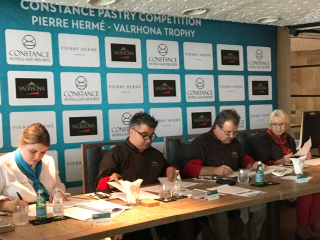 En direct du Festival Culinaire #BernardLoiseau - Concours de #Pâtisserie avec <a href="/blancheloiseau/">Blanche Loiseau</a> , <a href="/PierreHerme/">Pierre Hermé Paris</a> , #FredericBau et <a href="/mercotte/">Mercotte</a>