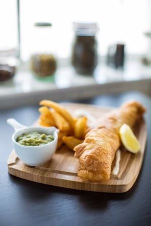 It's Friday. In #Lent2017. That means #fishandchips as our £9 #lunch #special today. With cod and tripled cooked chips #letsmeetatCounter