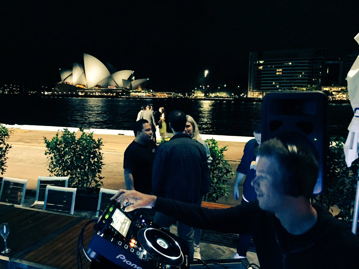 Main man <a href="/FrankMcWeeny/">Frank McWeeny</a> at @CruiseBarSydney 🙏