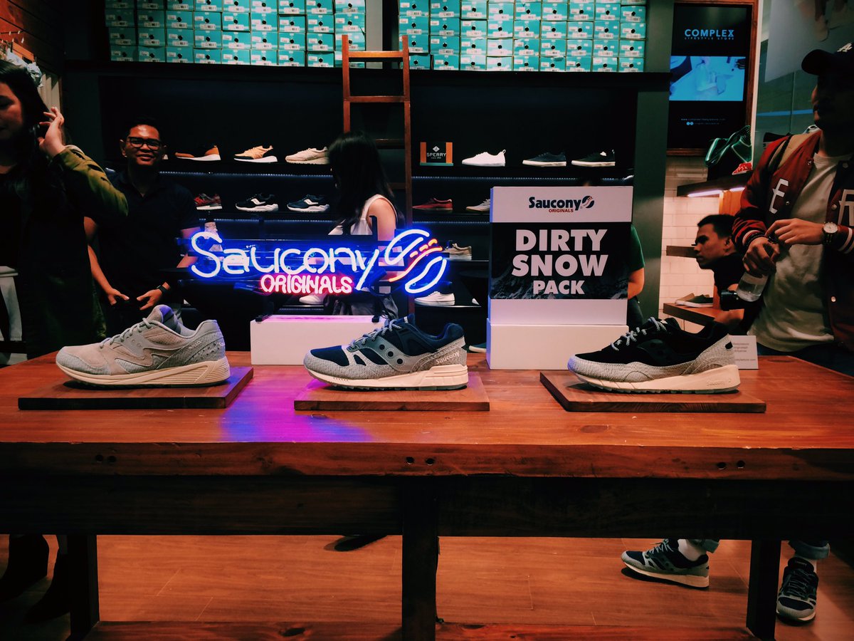 timothy_gamol's tweet photo. Thank you so much @saucony event!👞👟😎💼 #DirtySnowPackCollection #SauconyPH #ComplexLifestyleStore https://t.co/wWskquh1AZ