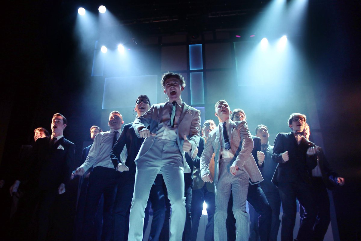 TheOldRep's tweet photo. Some exciting production photos from last nights opening of @h2sBOA! With us until Saturday👔💼

🎟️Book here: https://t.co/KYR9Un3qLp https://t.co/iwjMcKRoZo