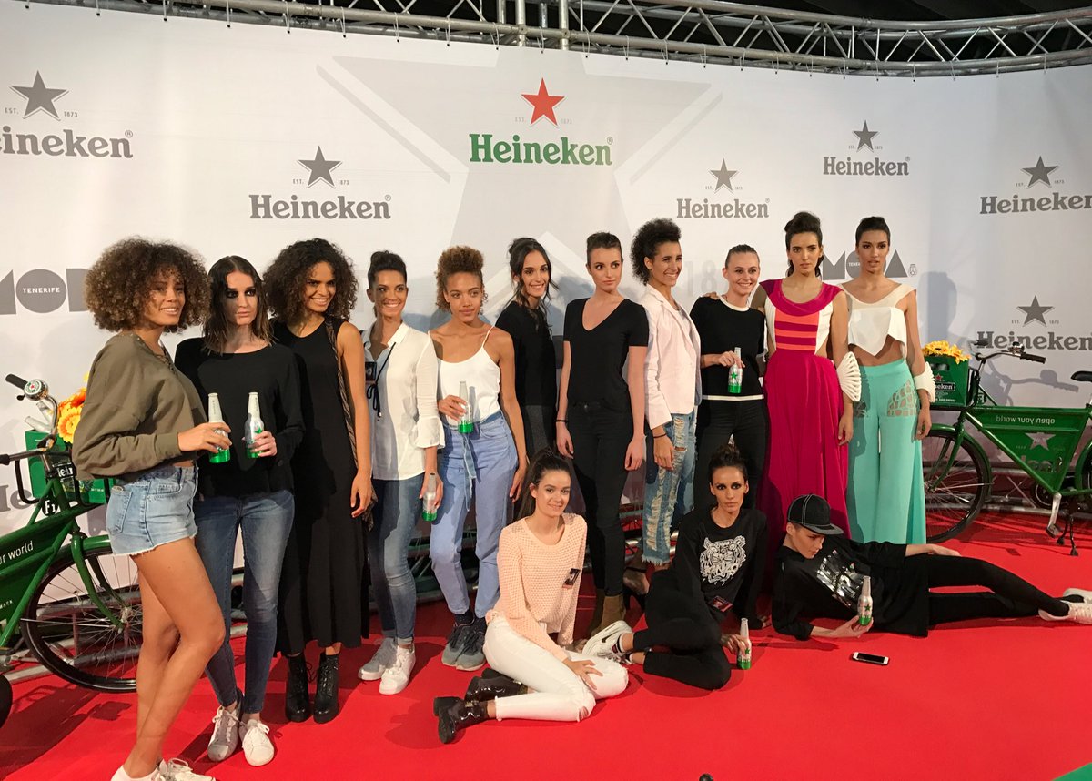 citomegalovirus's tweet photo. Una noche impresionante en concurso Jóvenes Diseñadores #FeriaModaTfe @tenerifemoda Enhorabuena! @Efraincan @Al_and_other_ @recintoferialtf https://t.co/RnywRnir6a