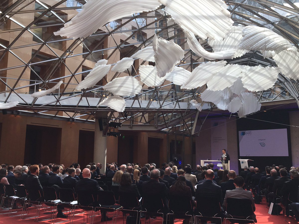 Der_BDI's tweet photo. #startups meet #Luftfahrt2017- neue Impulse von @jetlite_de #Cellcore3D #Infactorysolutions @InflightVR https://t.co/esW79uNzlW