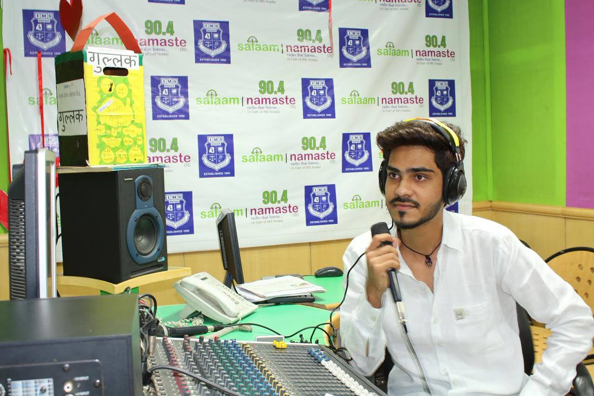 ims_noida's tweet photo. #IMS_Noida #RADIO_STATION #STAR
#VOICE_INDIA_WINNER https://t.co/8Ey4UwG79K