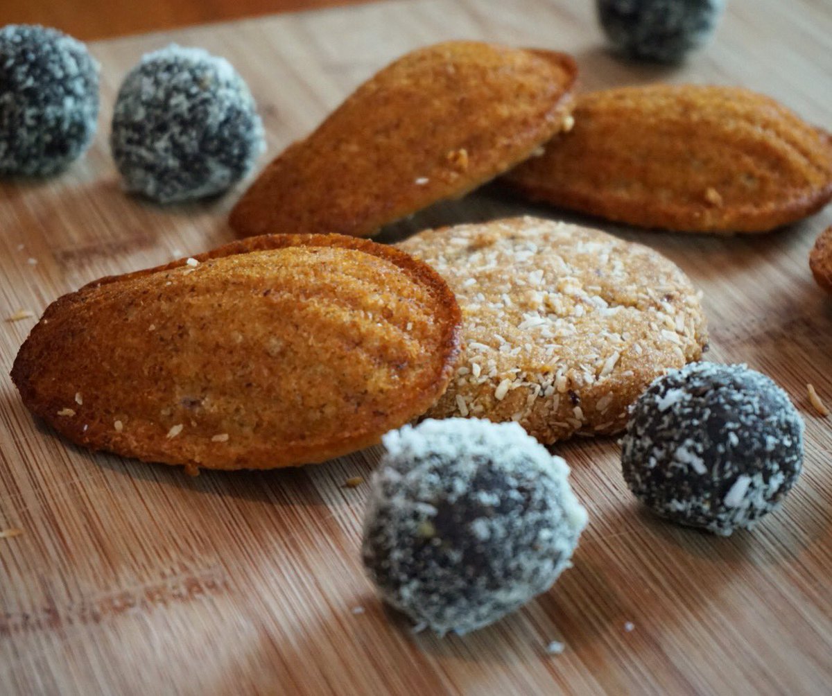 Cook_with_amore's tweet image. Fancy a healthy vegan treat? just pop around @hellolove.home and get our delicious super healthy cake,just 5 min walk from holborn station🤗