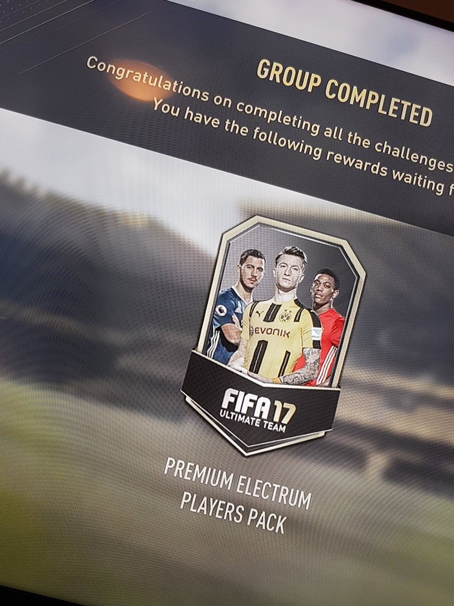 2SANDER7's tweet photo. Opening rewards on stream now 😎 https://t.co/oiv2ZqcDAu