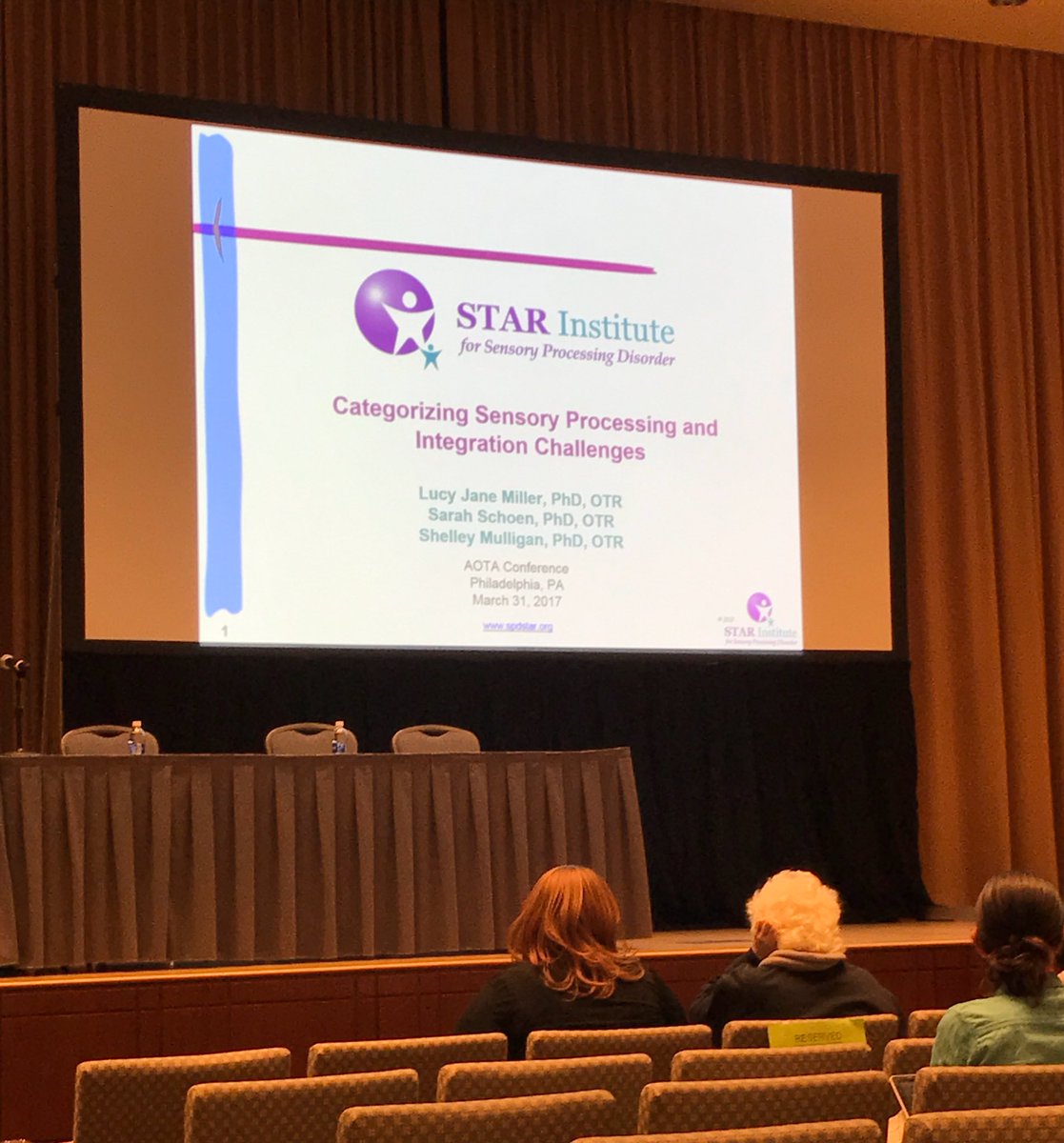 amy_hud's tweet photo. First session of the day consists of four short research panels. #AOTA17 #SI #OTnerd https://t.co/pupDRxx8GI