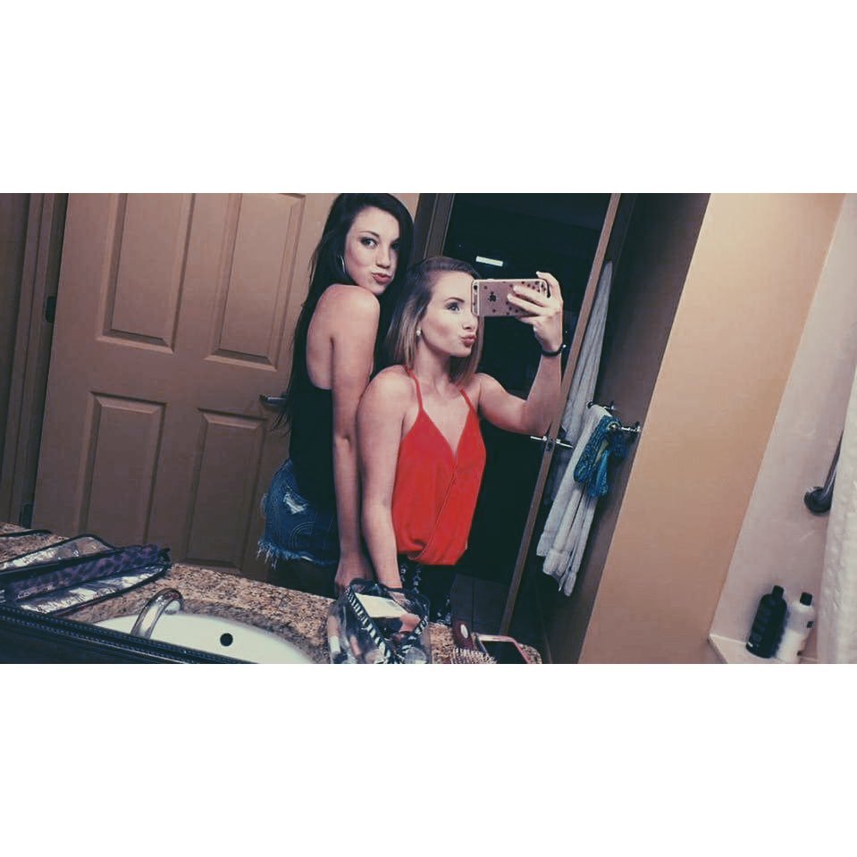 SavannahZuk's tweet photo. We fight. We yell at each other. But most of all we love each other. Good times or bad you'll always be my best friend.💗 https://t.co/zVm8rUCUpr