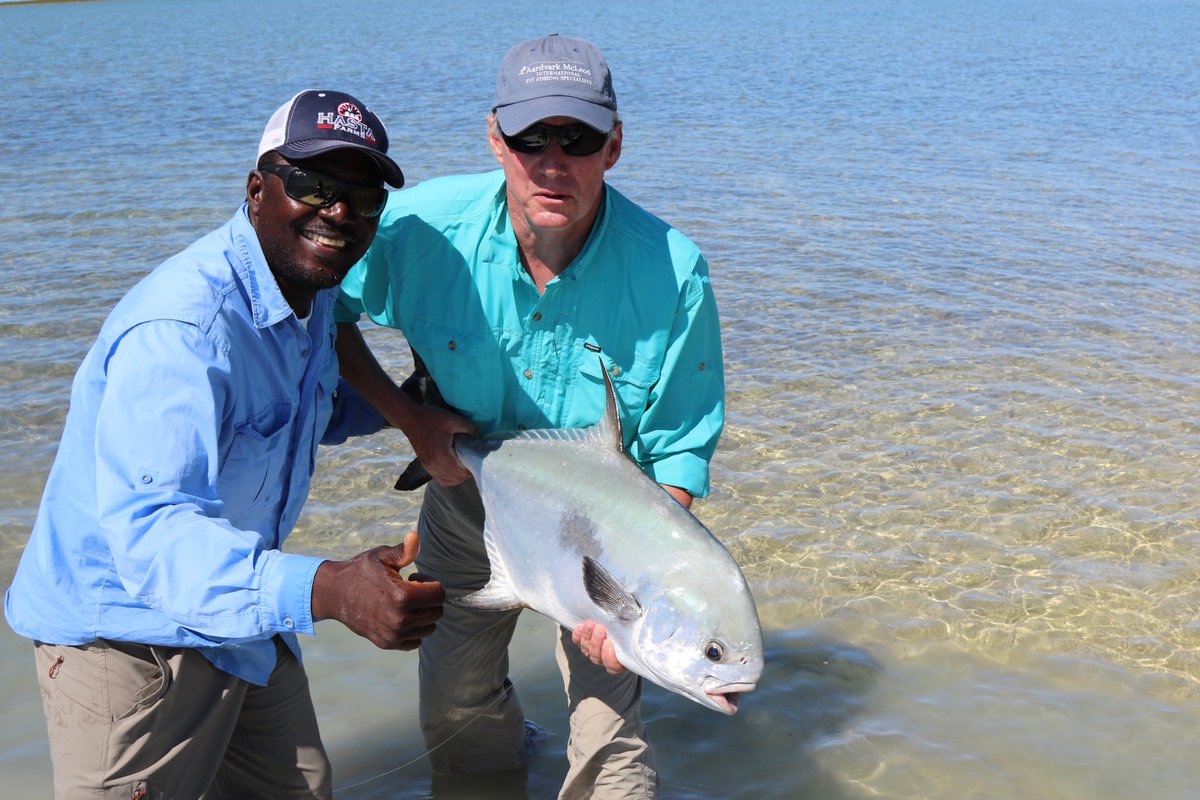 DelphiClubAbaco's tweet photo. A nice permit for Peter Baxendale from Scotland yesterday on the Marls #abaco. Guided by Tony Russell. Pic by Tony Cox. #delphiclub https://t.co/QtseGZoIEI