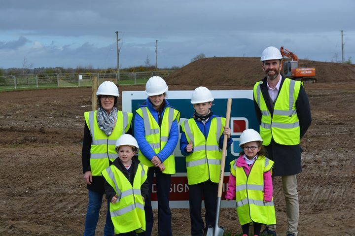 Great coverage of the new school build for #GaelscoilRiabhach in the #ConnachtTribune today. ift.tt/1rpUEjj