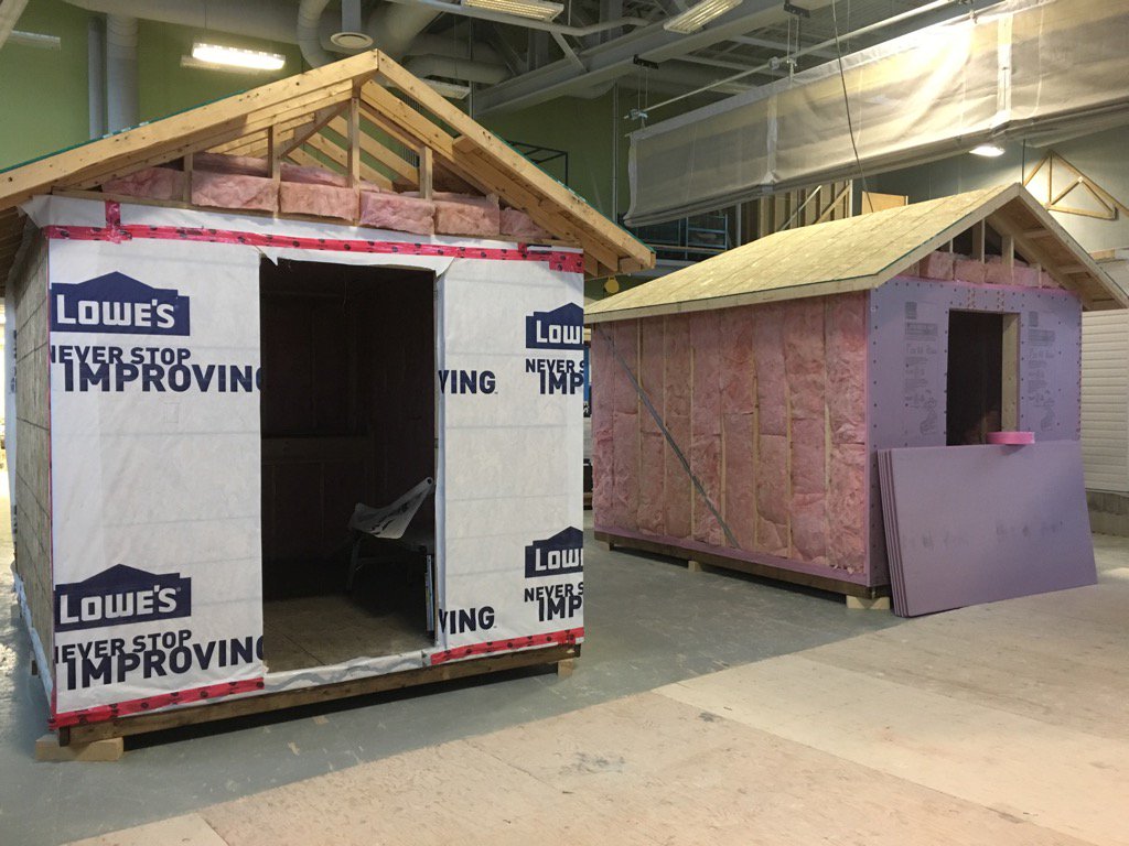Eric_Marois's tweet photo. @AlgonquinACCE Early day for our industry partners, professors and some of our students, it is Window Rodeo time. https://t.co/B30H574QZk