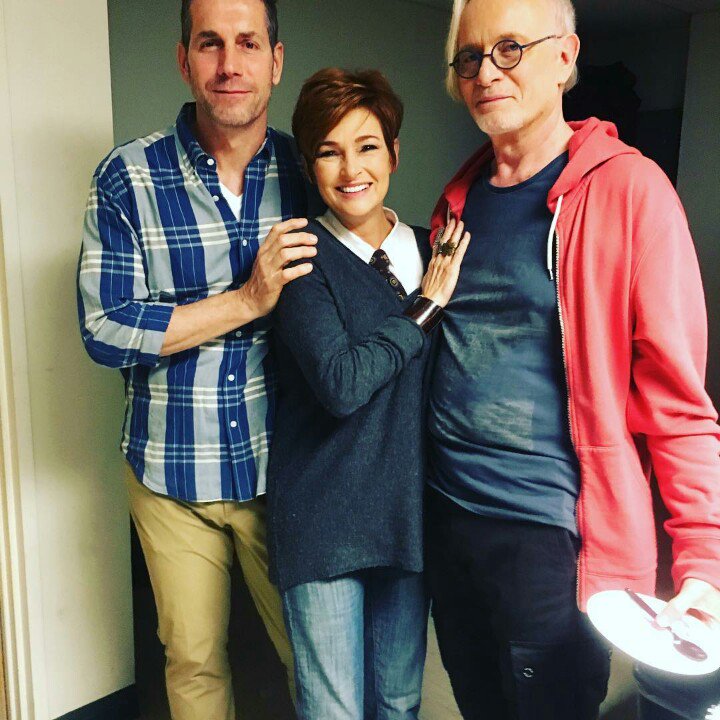 soapparty411's tweet photo. Let's talk about this photo...could it be just a visit? Or will #GH have Tracy leave with Luke? Share your thoughts... https://t.co/t67td5JXX5