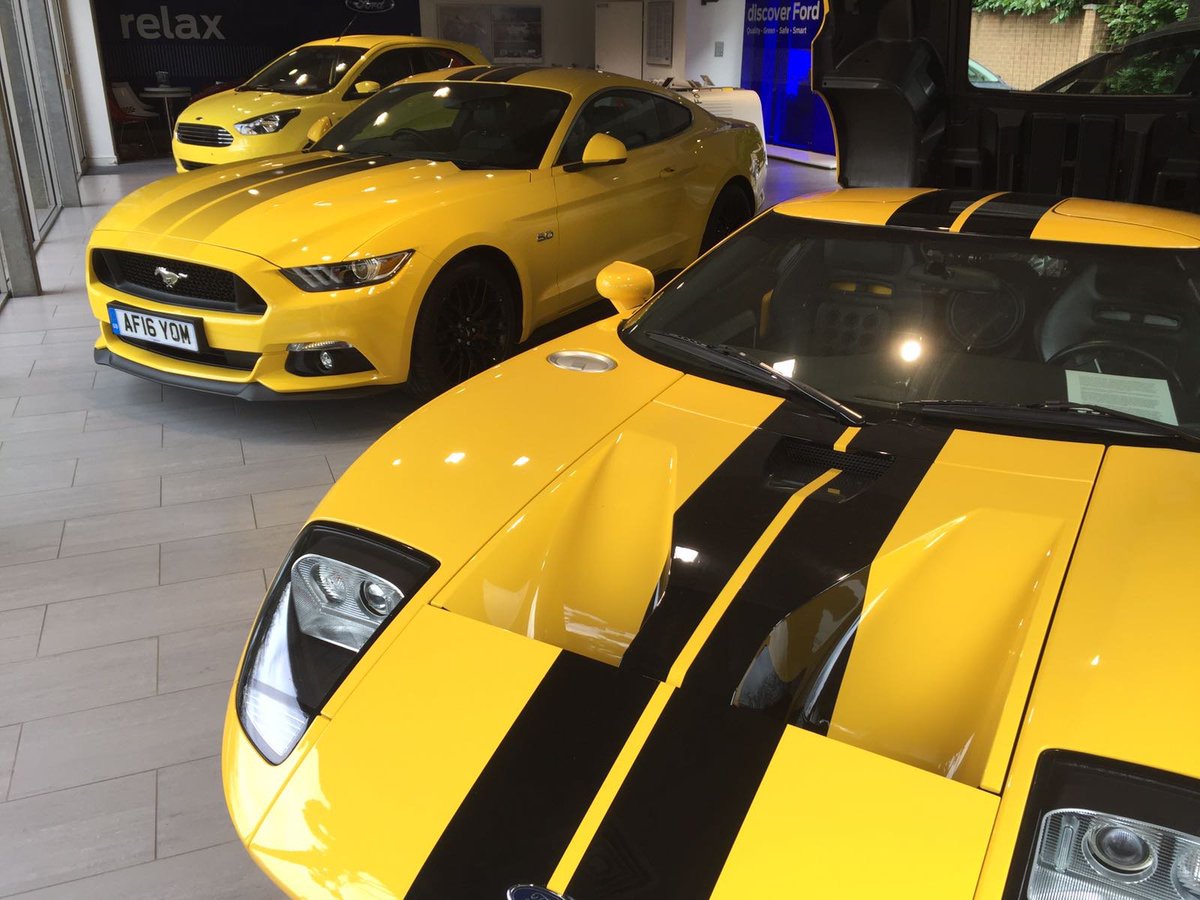 Mellow yellow. Ready for the weekend. #fordmustang #fordgt #fordka+