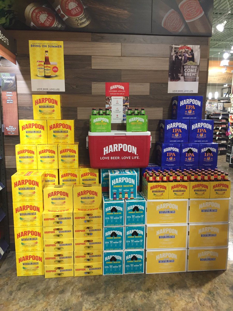 harpoon_ct's tweet photo. @TotalWine in West Hartford has all the Camp Wannamango you need! #summerbeer #mango #ipa #mixpacks #harpoon https://t.co/X0U7t4fH6y