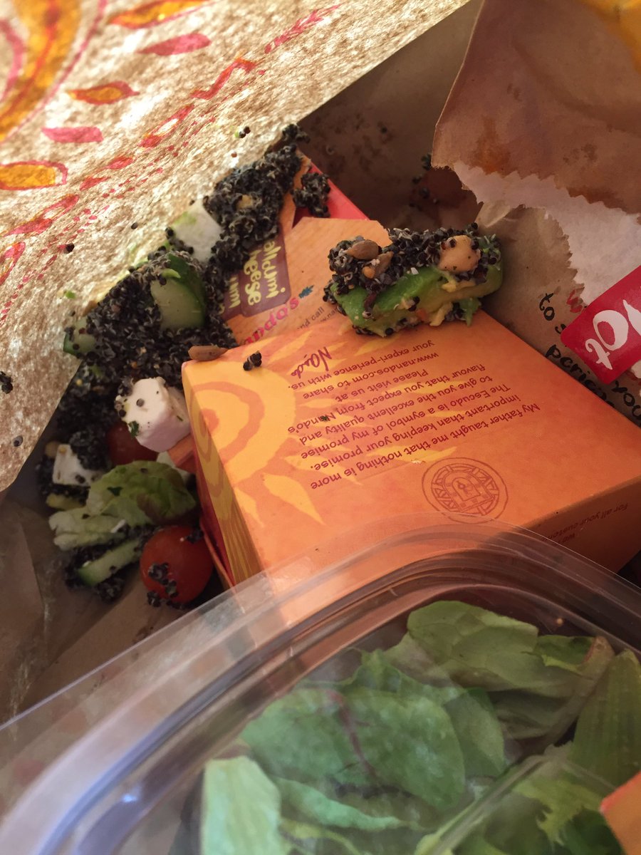 Rachelclaire10's tweet photo. @NandosLoughton lunch ruined thanks to staff not shutting my salad properly 😔👎🏻 https://t.co/CWgXrllzO2