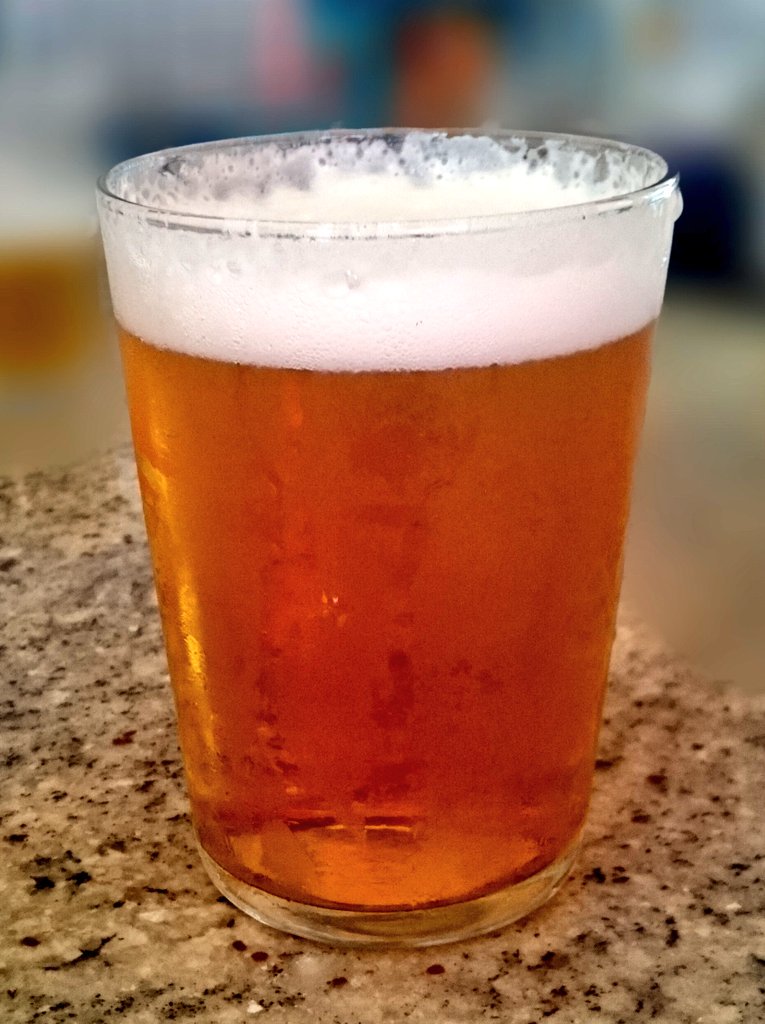 RepostPDC's tweet photo. ¡Cervecita Estrella de Galicia y más tapas ricas! https://t.co/uWA9vfpu3E