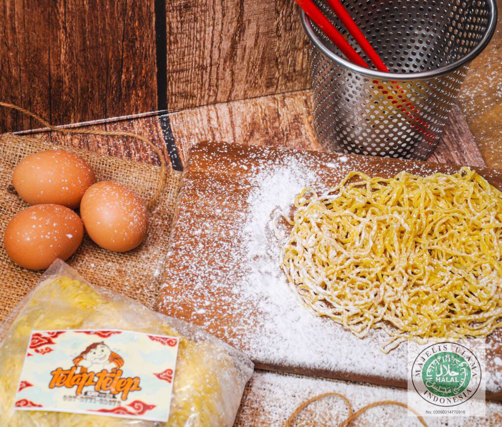 "Mie CAP SI LAHAP"; produk mie mentah dengan kualitas terbaik, higenis, tanpa pengawet dan bisa disesuaikan dengan kebutuhan menu anda.Halal