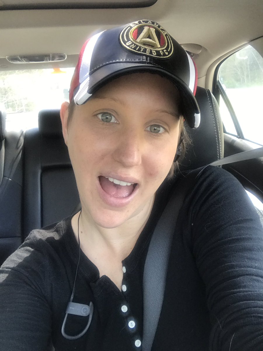 SweetAsAMink's tweet photo. Spring break selfie! Knoxville, here I come!!!! #nomakeup #bridgepocalypse #notsurewhattocalladayoffworkforabridgecollapsing https://t.co/f7eRRj6vsd