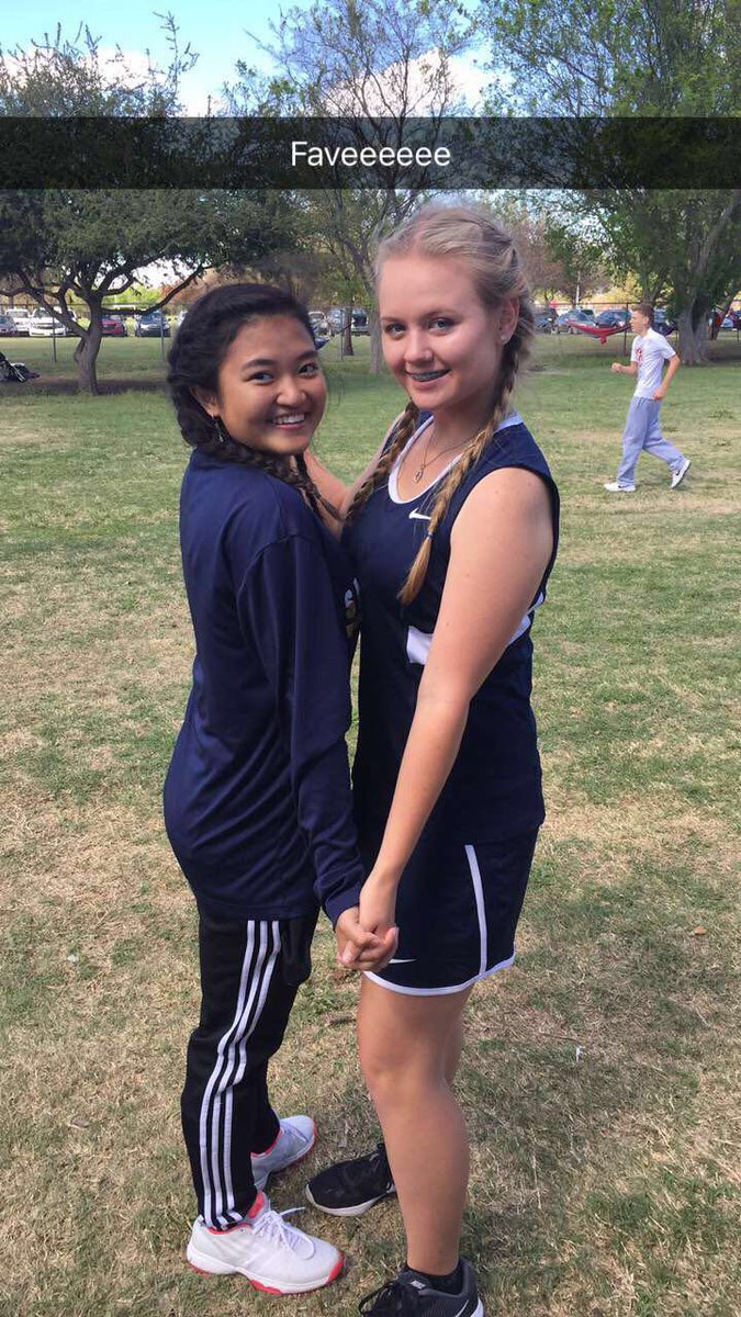 zoinksitscallie's tweet photo. #braidsquad https://t.co/XrRzRC2sFc